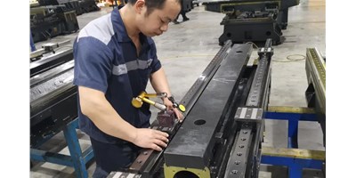 创艺铸真金丨机床出厂前，，，都要履历哪些“磨练”？